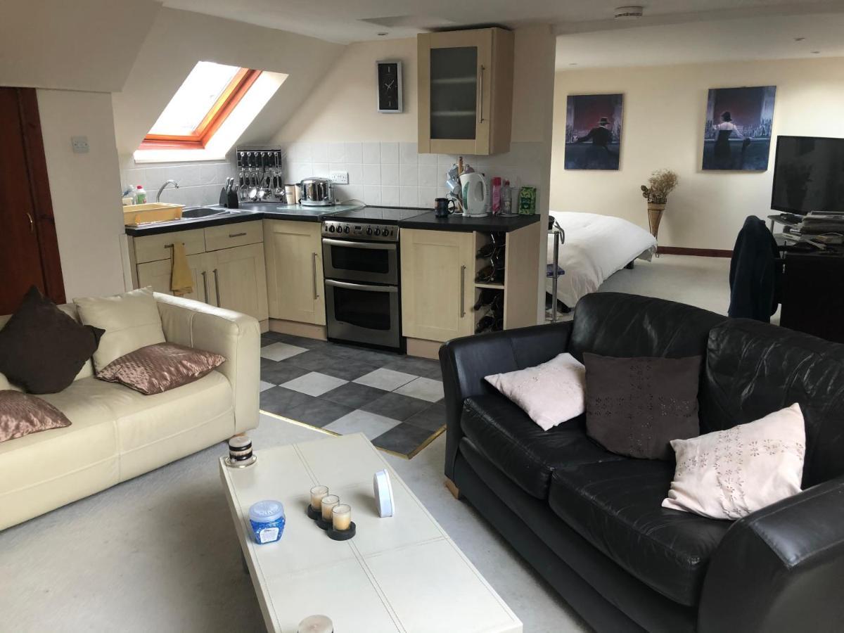 Executive Serviced Apartments 3 フォーファー エクステリア 写真