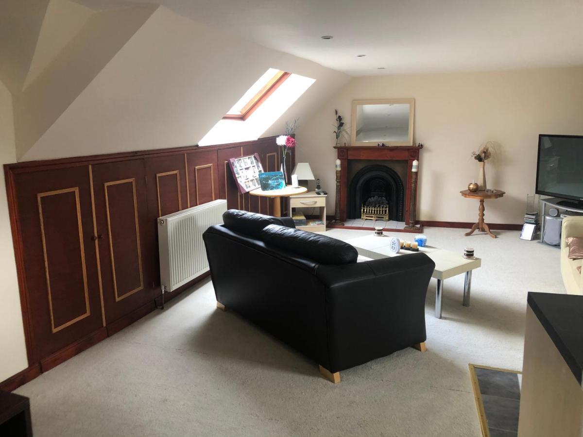 Executive Serviced Apartments 3 フォーファー エクステリア 写真